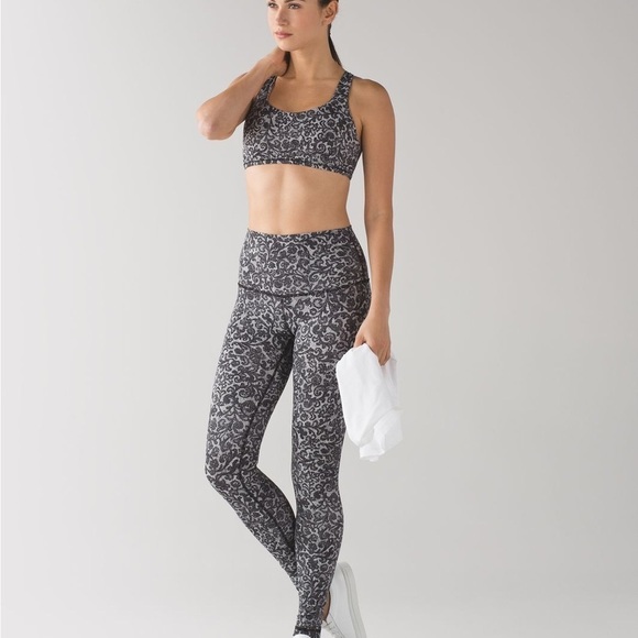 Lululemon Wunder Under Pant (Hi-Rise) - Picture 4 of 9